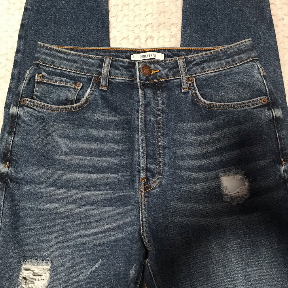 Forever 21 Women's Blue Distressed Jeans